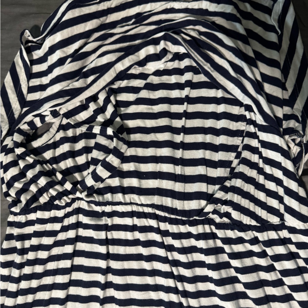 Nursing dress - Picture 3 of 5